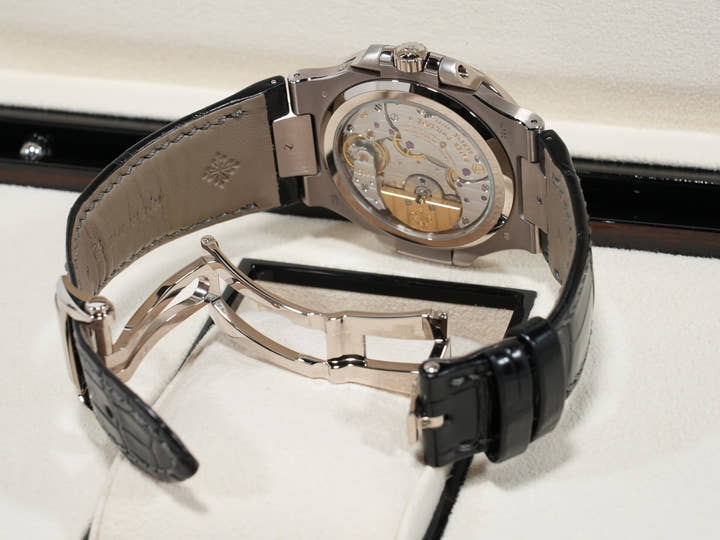 パテックフィリップ ノーチラス プチコンプリケーション Ref.5712G-001 ホワイトゴールド スレート文字盤 中古 nb9rnn7h