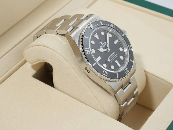 ロレックス サブマリーナー ノンデイト Ref.124060 ステンレススチール ブラック文字盤 未使用 s8tqvsvp