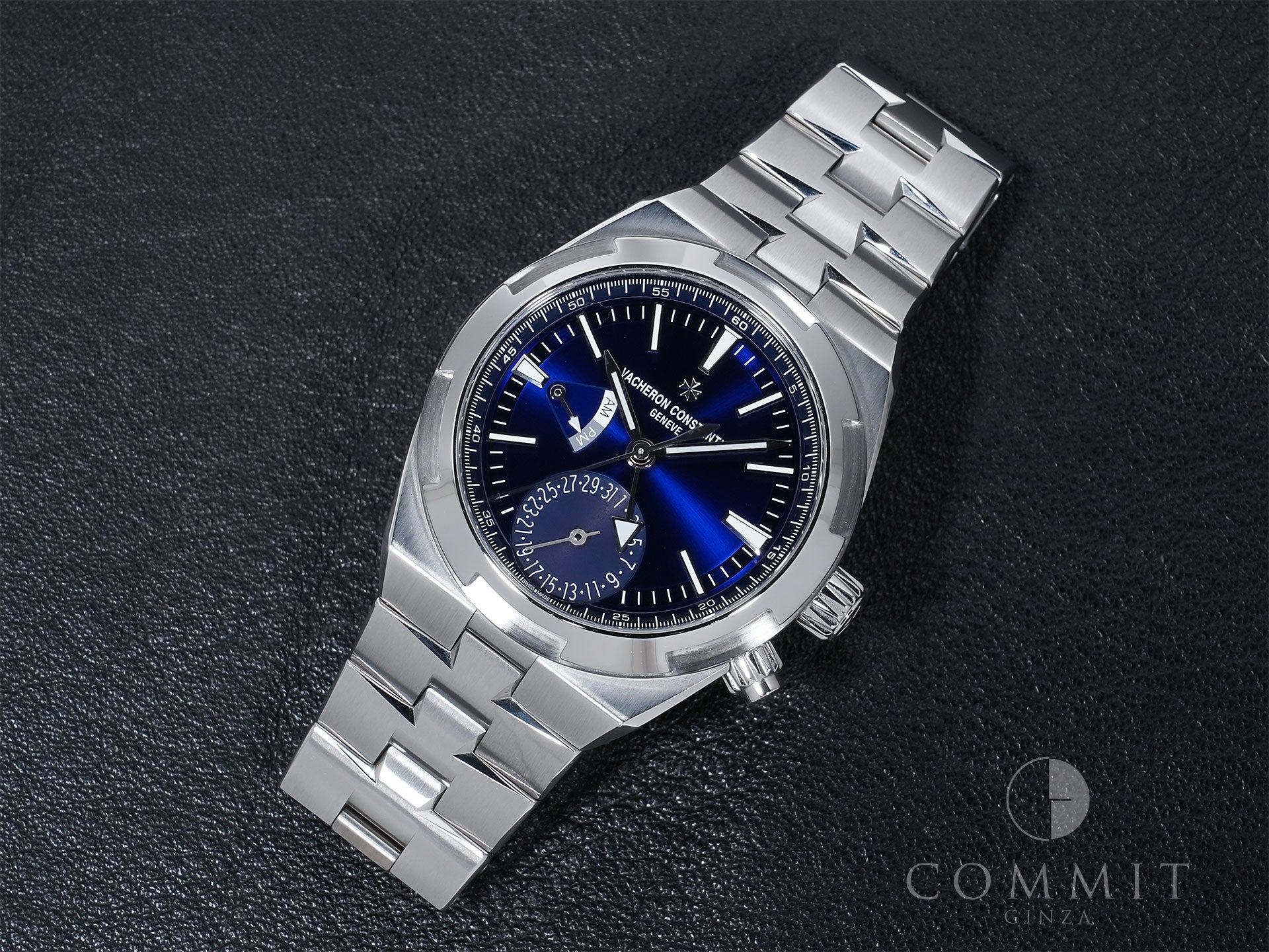 Vacheron Constantin Overseas Dual Time Ref. 7900V/110A-B334 Stainless Steel Blue Dial Pre-owned p6apwm48