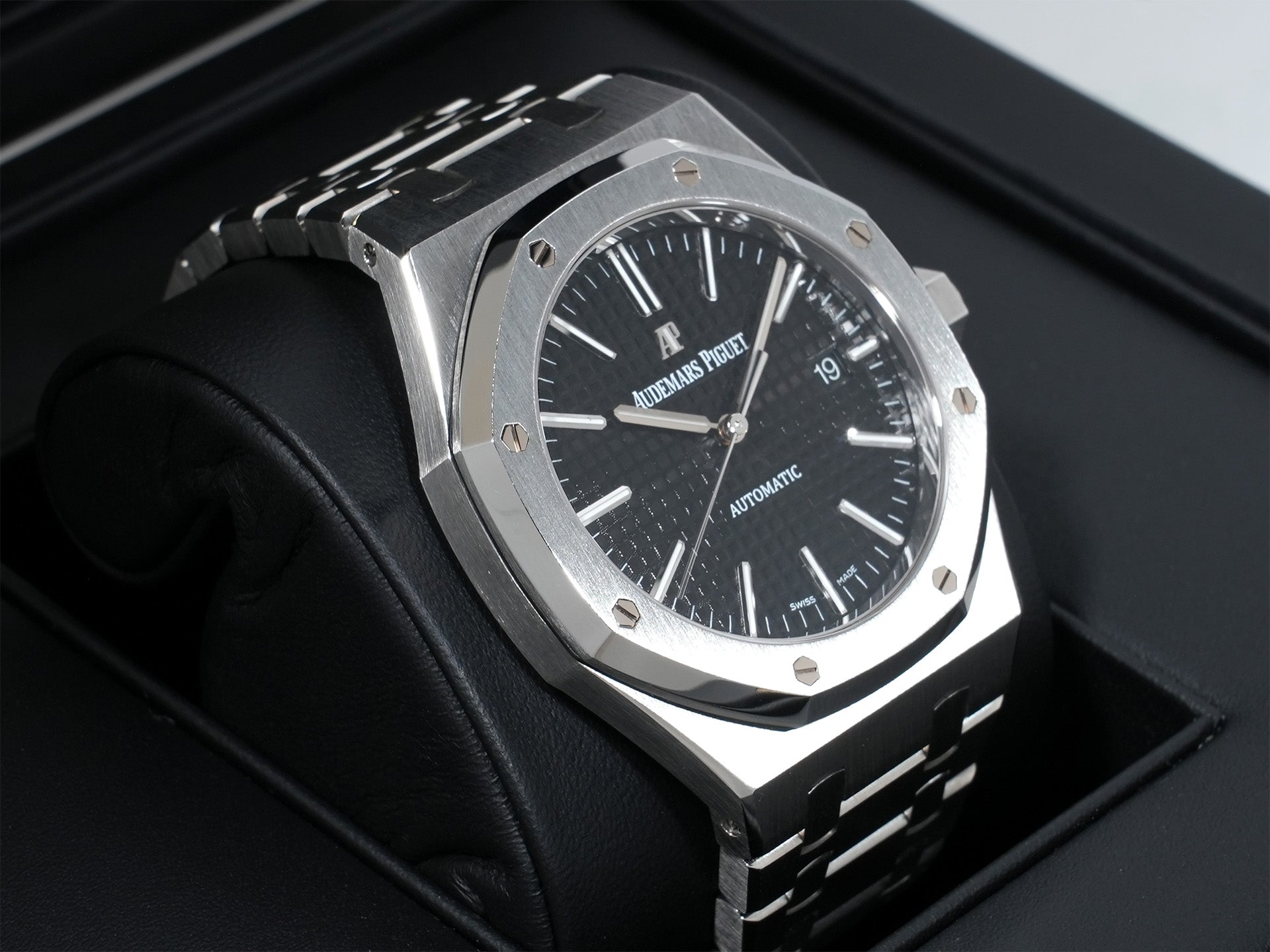 オーデマピゲ ロイヤルオーク Ref.15400ST.OO.1220ST.01 ステンレススチール ブラック文字盤 美品 nqzg2wnk