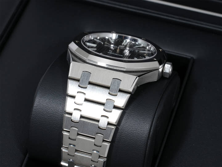 オーデマピゲ ロイヤルオーク Ref.15400ST.OO.1220ST.01 ステンレススチール ブラック文字盤 美品 nqzg2wnk