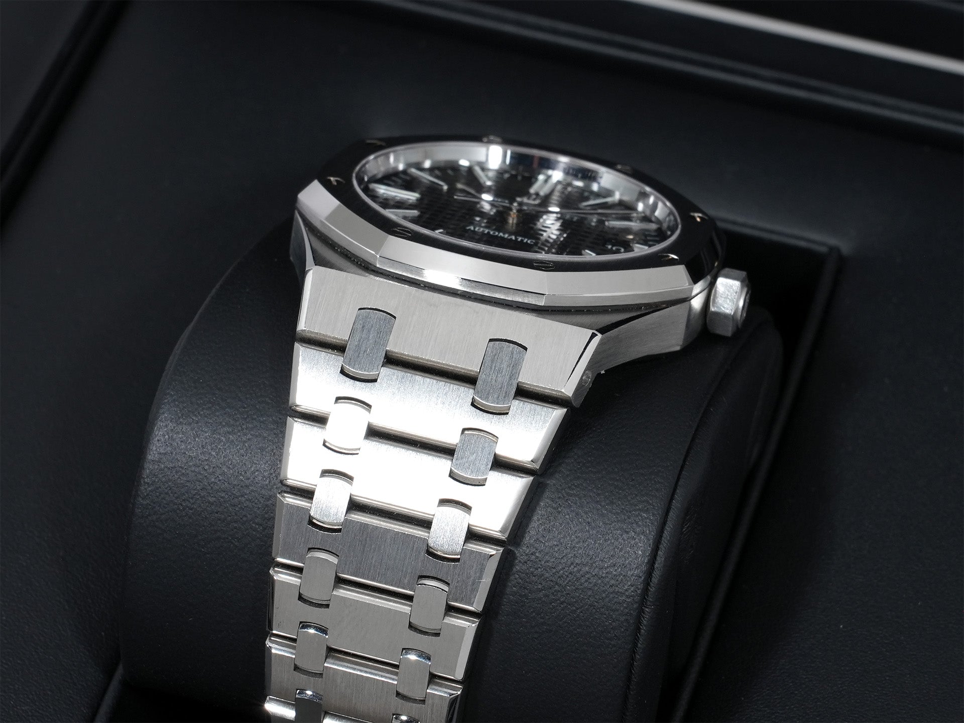 オーデマピゲ ロイヤルオーク Ref.15400ST.OO.1220ST.01 ステンレススチール ブラック文字盤 美品 nqzg2wnk