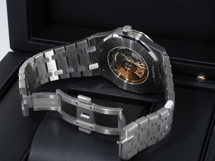 オーデマピゲ ロイヤルオーク Ref.15400ST.OO.1220ST.01 ステンレススチール ブラック文字盤 美品 nqzg2wnk