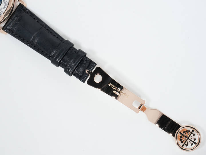 Patek Philippe Complications World Time Ref. 5110R-001 Rose Gold with Silver Dial, Excellent Condition ziy8jojw