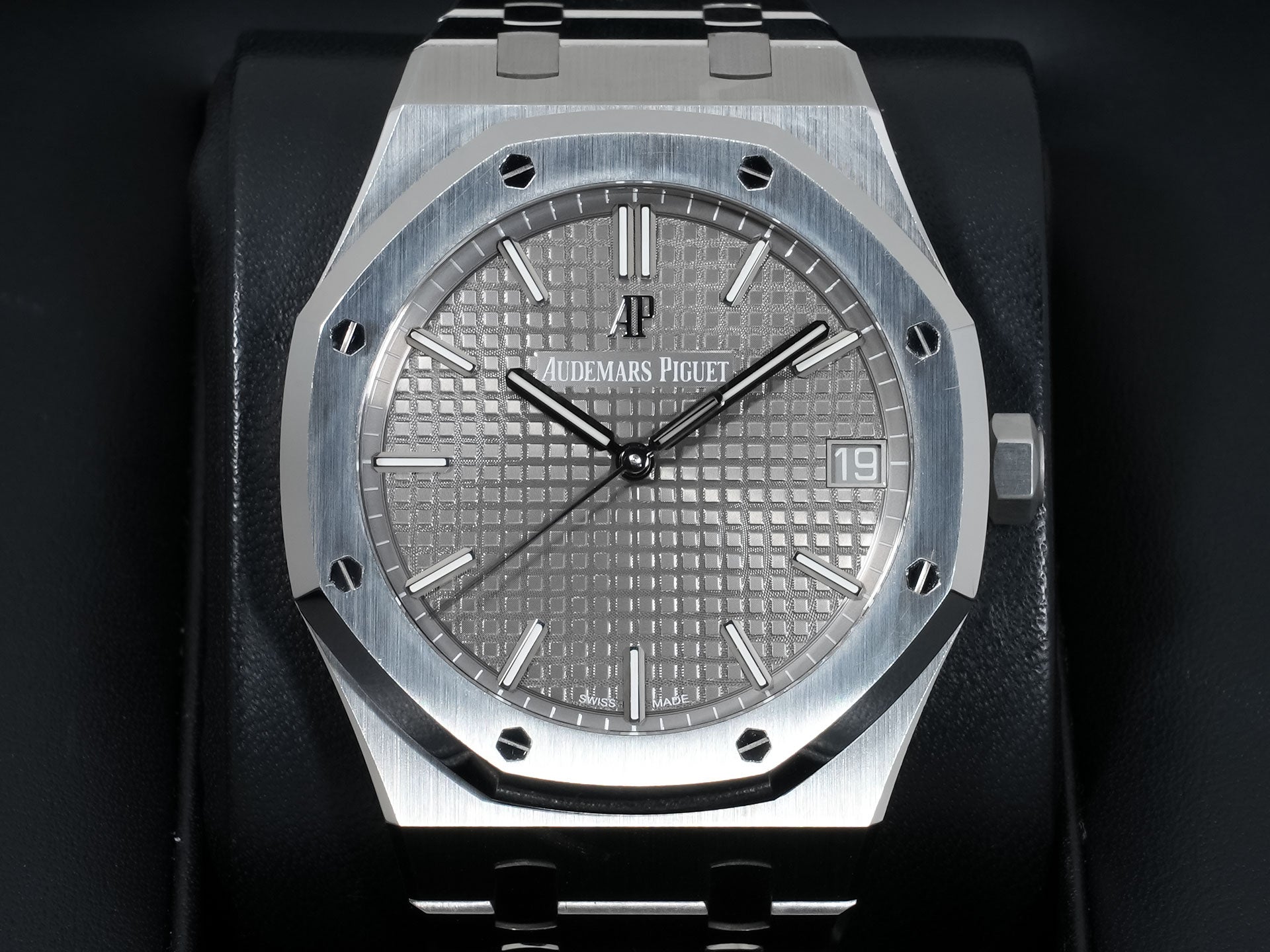 オーデマピゲ ロイヤルオーク Ref.15500ST.OO.1220ST.02 ステンレススチール スレートグレー文字盤 中古 8ejekocf
