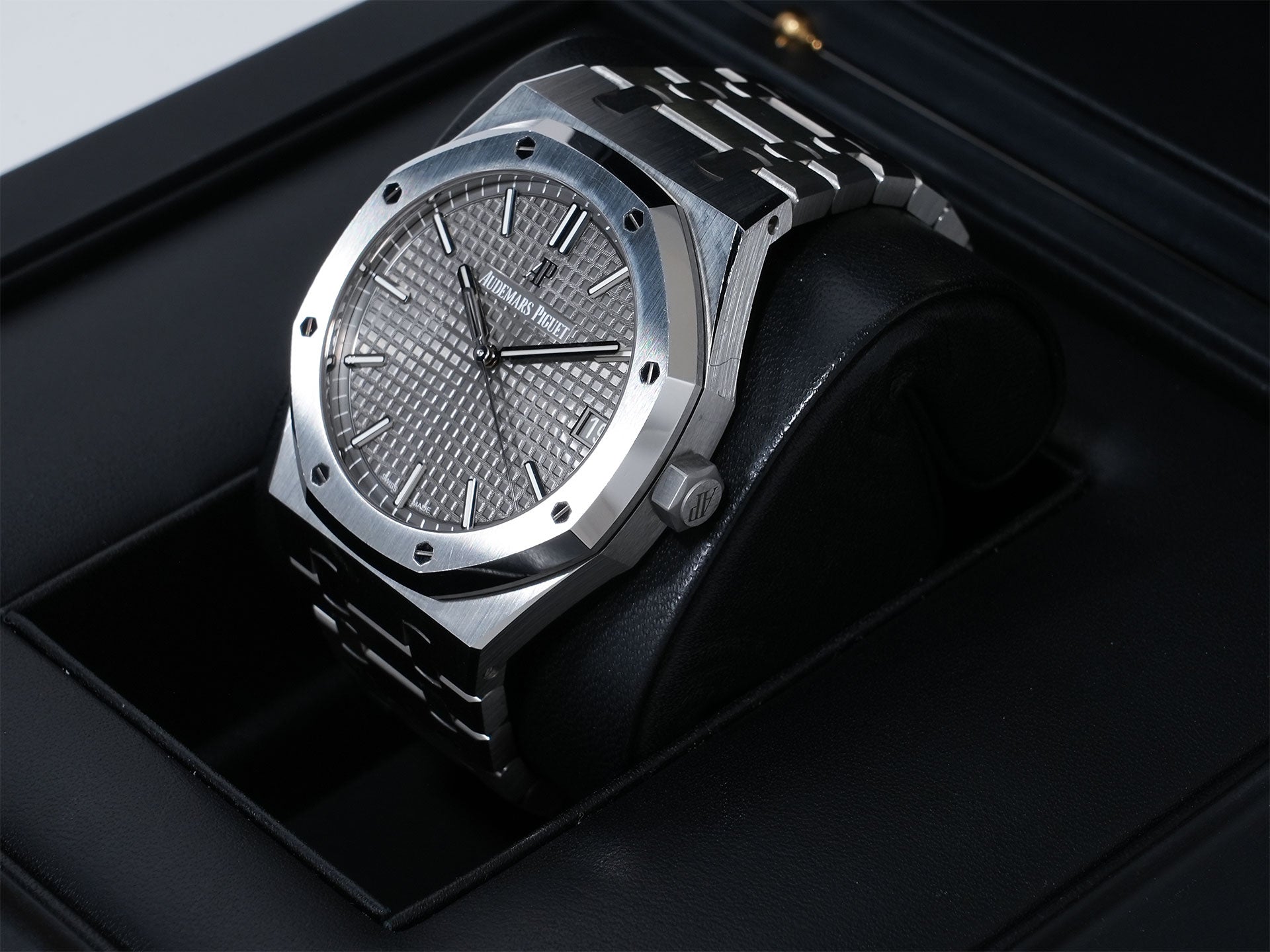 オーデマピゲ ロイヤルオーク Ref.15500ST.OO.1220ST.02 ステンレススチール スレートグレー文字盤 中古 8ejekocf