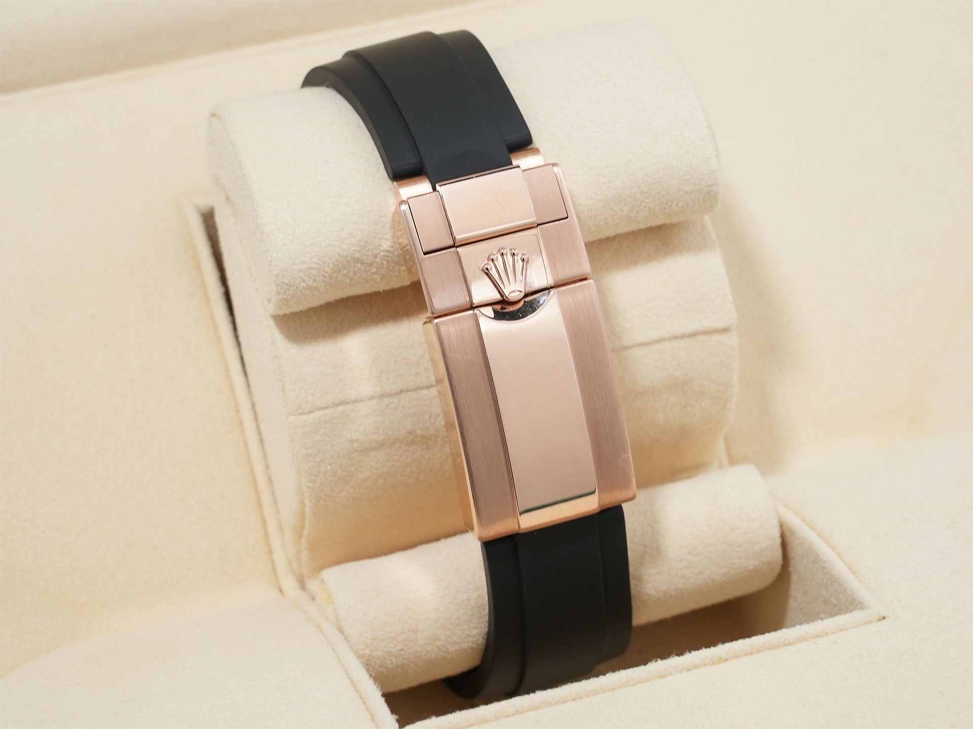 ロレックス デイトナ Ref.116515LN エバーローズゴールド アイボリー文字盤 中古 mtvioes9