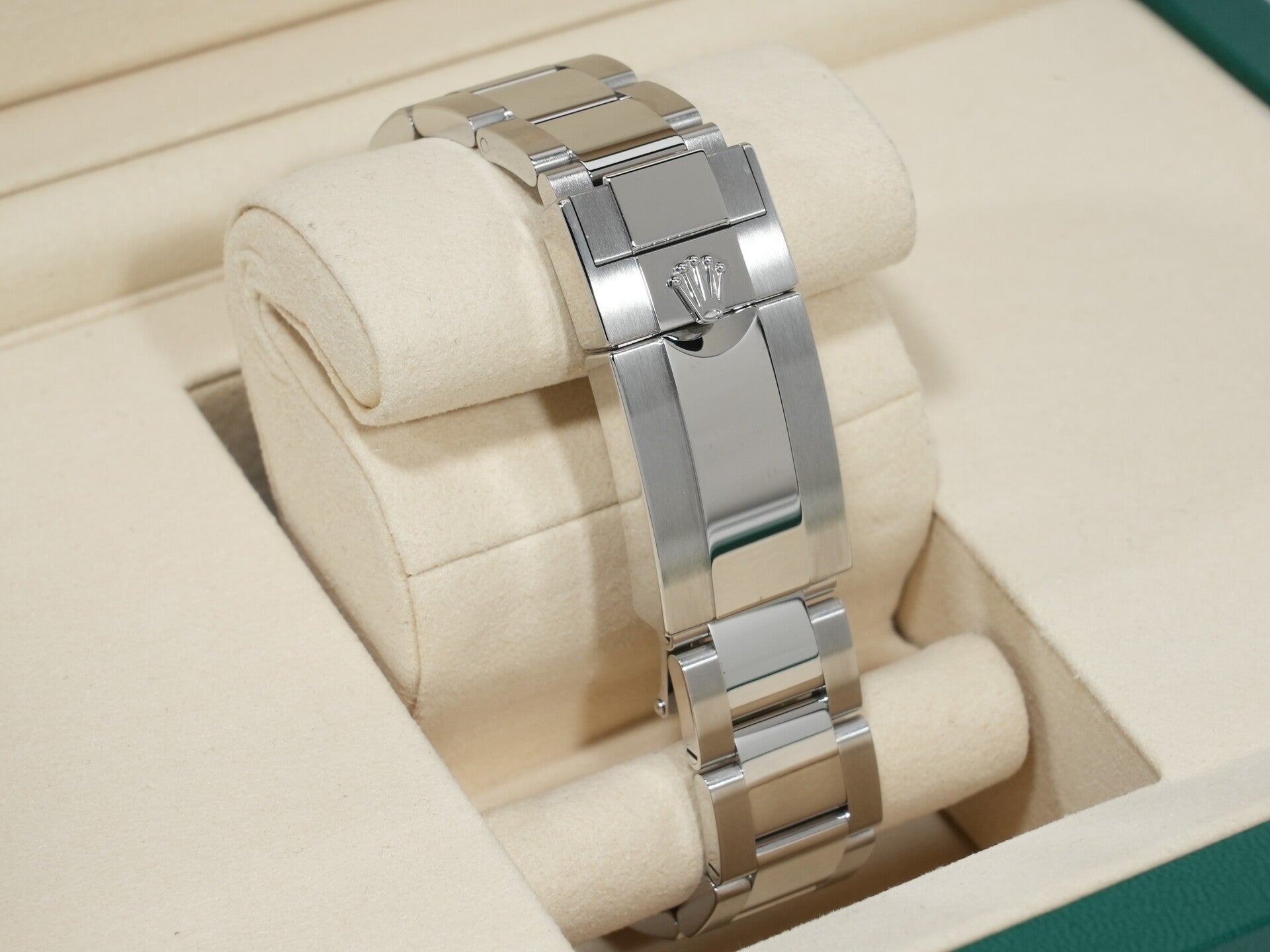 ロレックス GMTマスターII Ref.126710GRNR ステンレススチール ブラック文字盤 オイスターブレスレット 未使用 3yj9j6qb