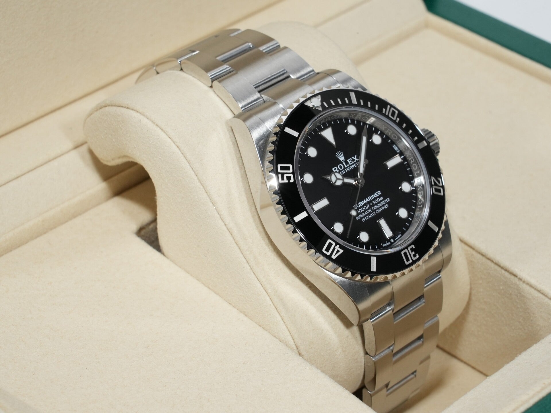 ロレックス サブマリーナー ノンデイト Ref.124060 ステンレススチール ブラック文字盤 未使用 2fj8oqt4