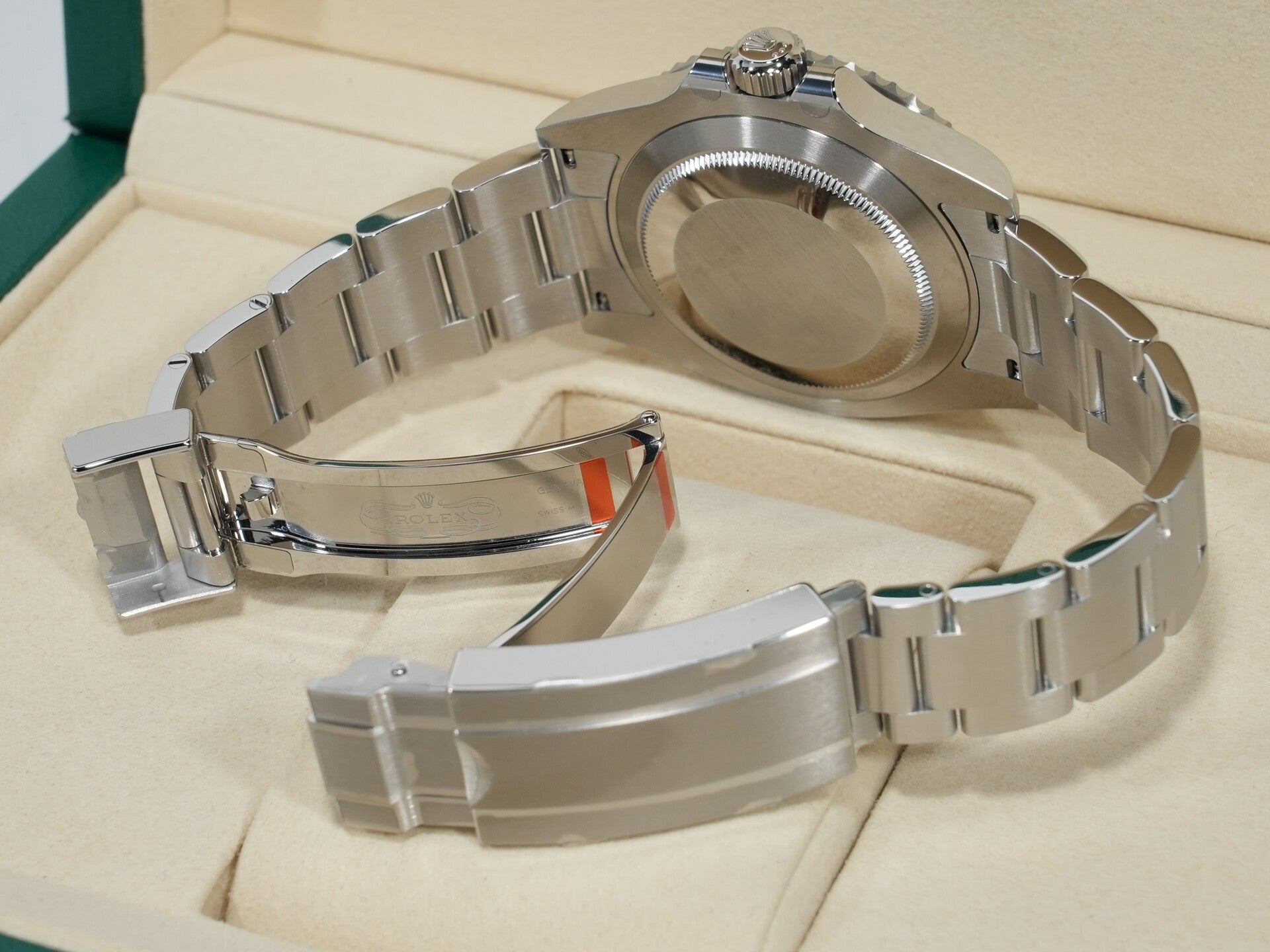 ロレックス サブマリーナー ノンデイト Ref.124060 ステンレススチール ブラック文字盤 未使用 2fj8oqt4