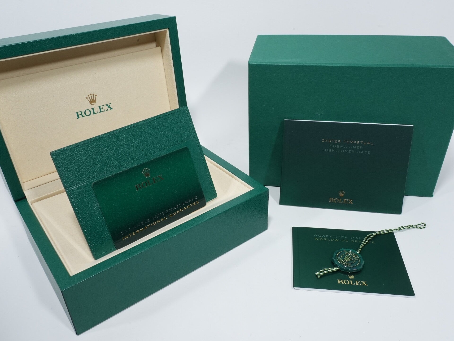 ロレックス サブマリーナー ノンデイト Ref.124060 ステンレススチール ブラック文字盤 未使用 2fj8oqt4