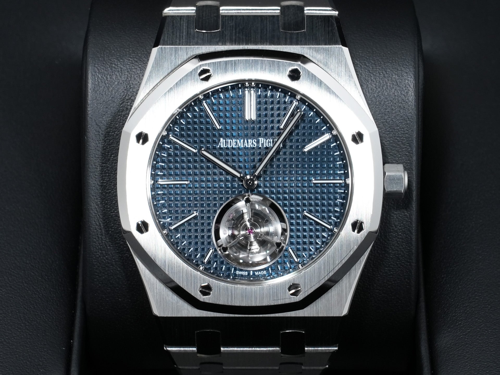 オーデマピゲ ロイヤルオーク フライング トゥールビヨン エクストラ シン (RD#3) Ref.26670ST.OO.1240ST.02 ステンレススチール ブルー文字盤 美中古 rdbdtcxx