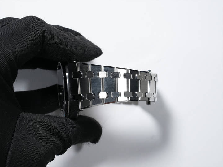 オーデマピゲ ロイヤルオーク フライング トゥールビヨン エクストラ シン (RD#3) Ref.26670ST.OO.1240ST.02 ステンレススチール ブルー文字盤 美中古 rdbdtcxx