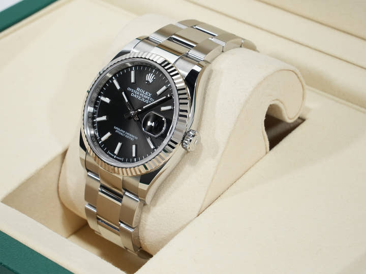 ロレックス デイトジャスト36 Ref.126234 ステンレススチール/ホワイトゴールド ブラック文字盤 オイスターブレスレット 極美品 oa8b8jg6