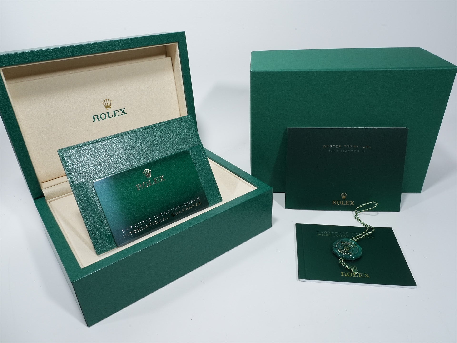 ロレックス GMTマスターII Ref.126713GRNR ステンレススチール/イエローゴールド ブラック文字盤 ジュビリーブレスレット 未使用 3e8xmcro