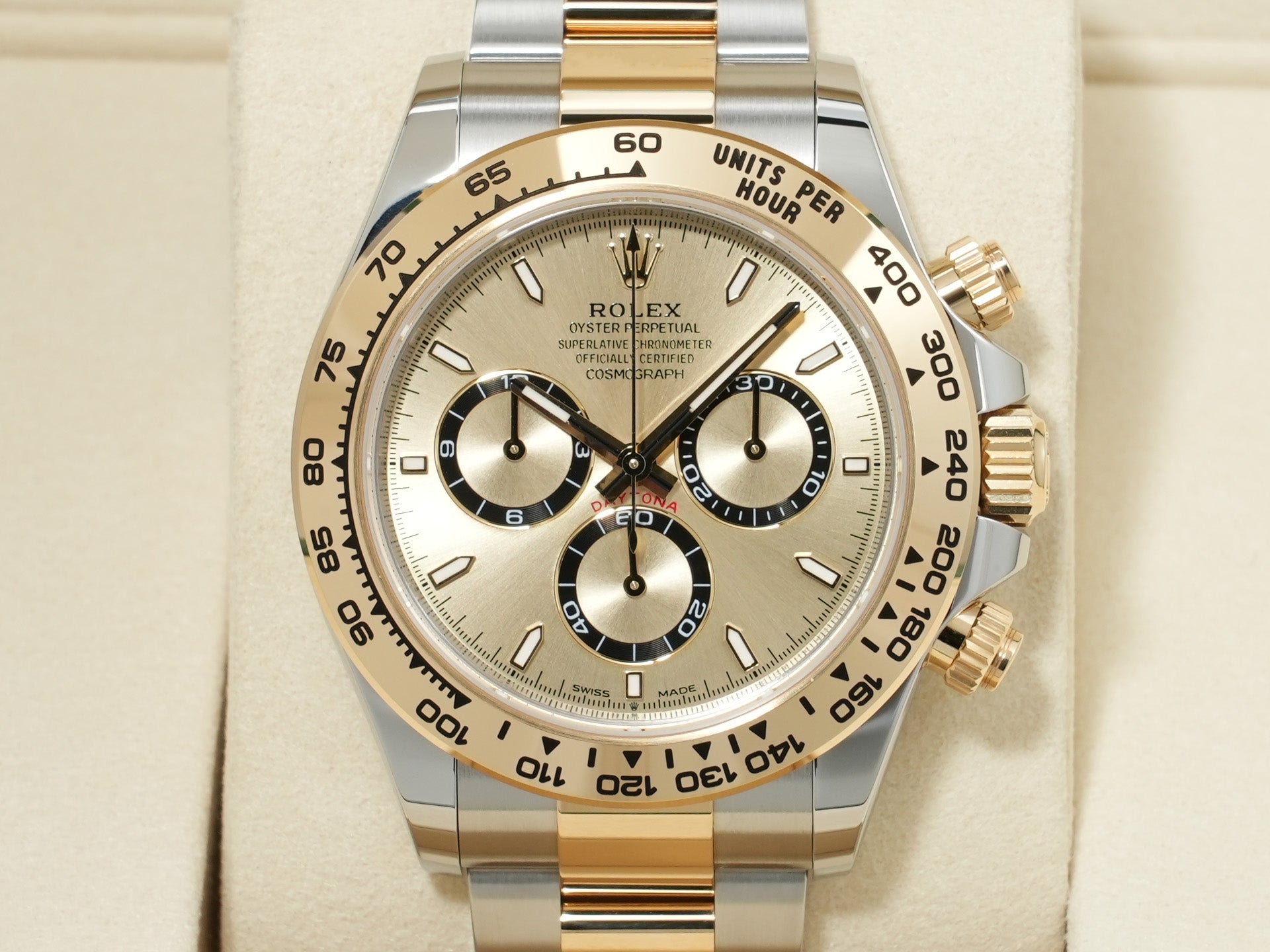 ロレックス デイトナ Ref.126503 ステンレススチール/イエローゴールド ゴールデン文字盤 未使用 i3y2rone