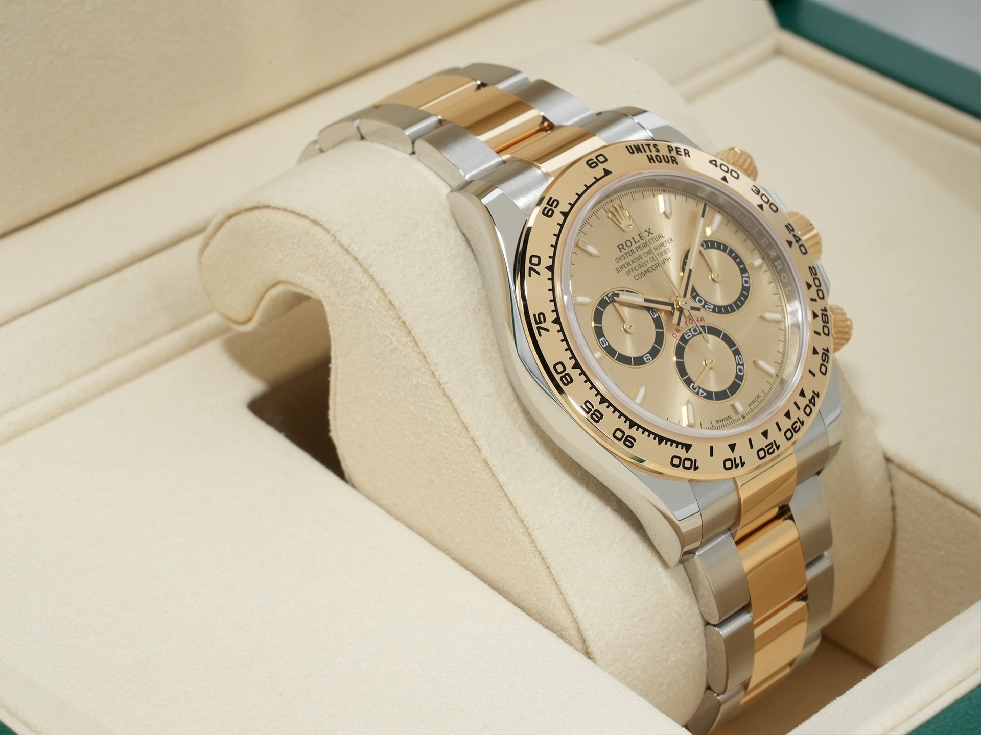 ロレックス デイトナ Ref.126503 ステンレススチール/イエローゴールド ゴールデン文字盤 未使用 i3y2rone