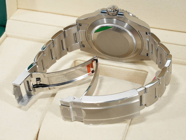 ロレックス サブマリーナー ノンデイト Ref.124060 ステンレススチール ブラック文字盤 未使用 d2i69se7