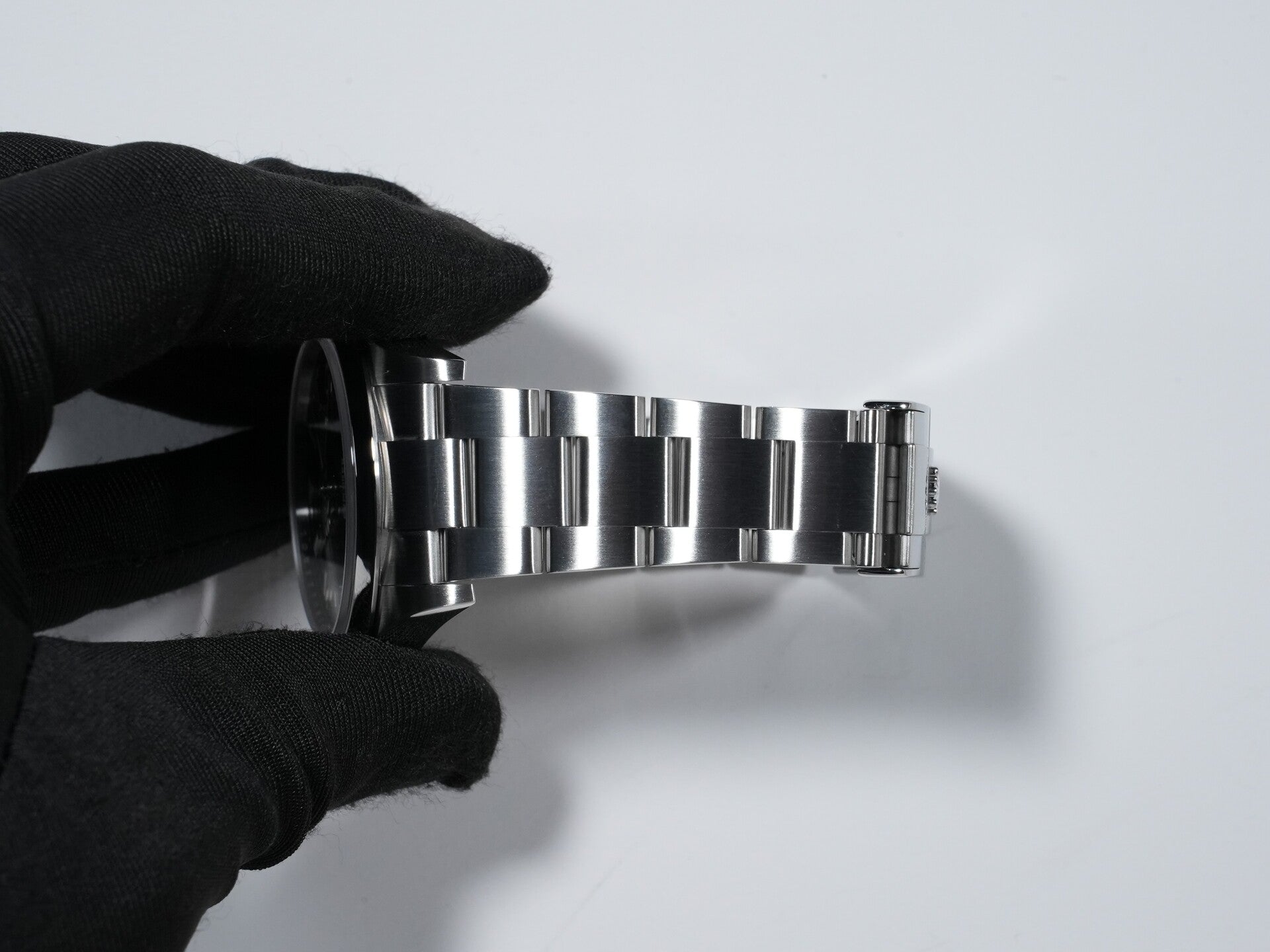 ロレックス エクスプローラーI 鏡面ブラックアウト Ref.214270 ステンレススチール ブラック文字盤 オイスターブレスレット 美品 immc2wbp