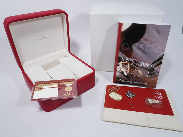 オメガ スピードマスター プロフェッショナル レーシング Ref.3570.40 ステンレススチール グレー文字盤 美中古 kp79bkpt