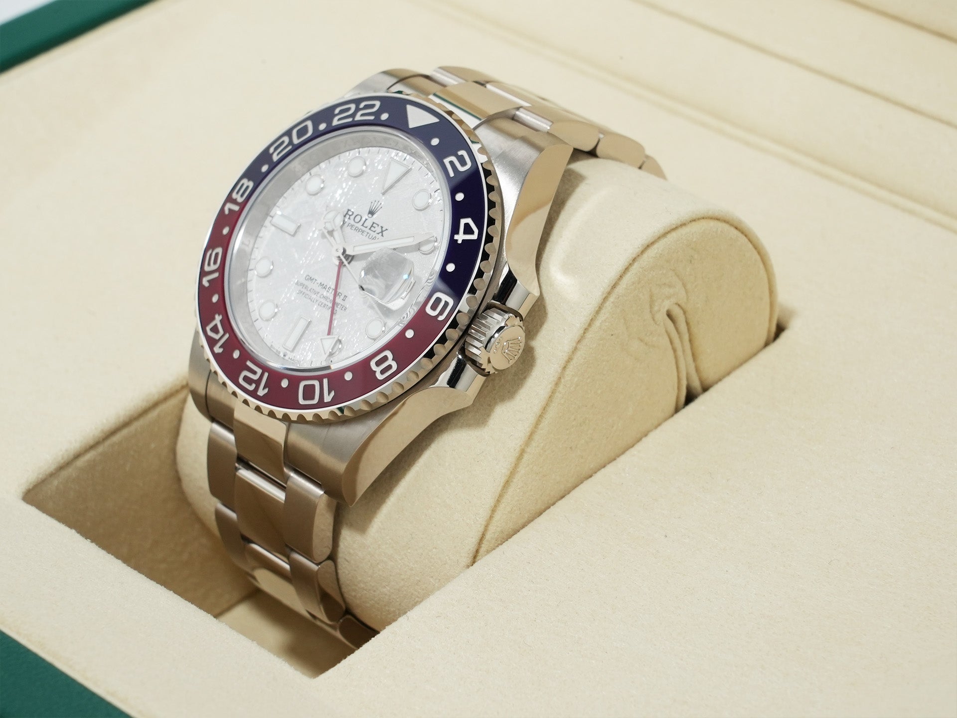 ロレックス GMTマスターII Ref.126719BLRO ホワイトゴールド メテオライト文字盤 オイスターブレスレット 未使用 i7wh7nez