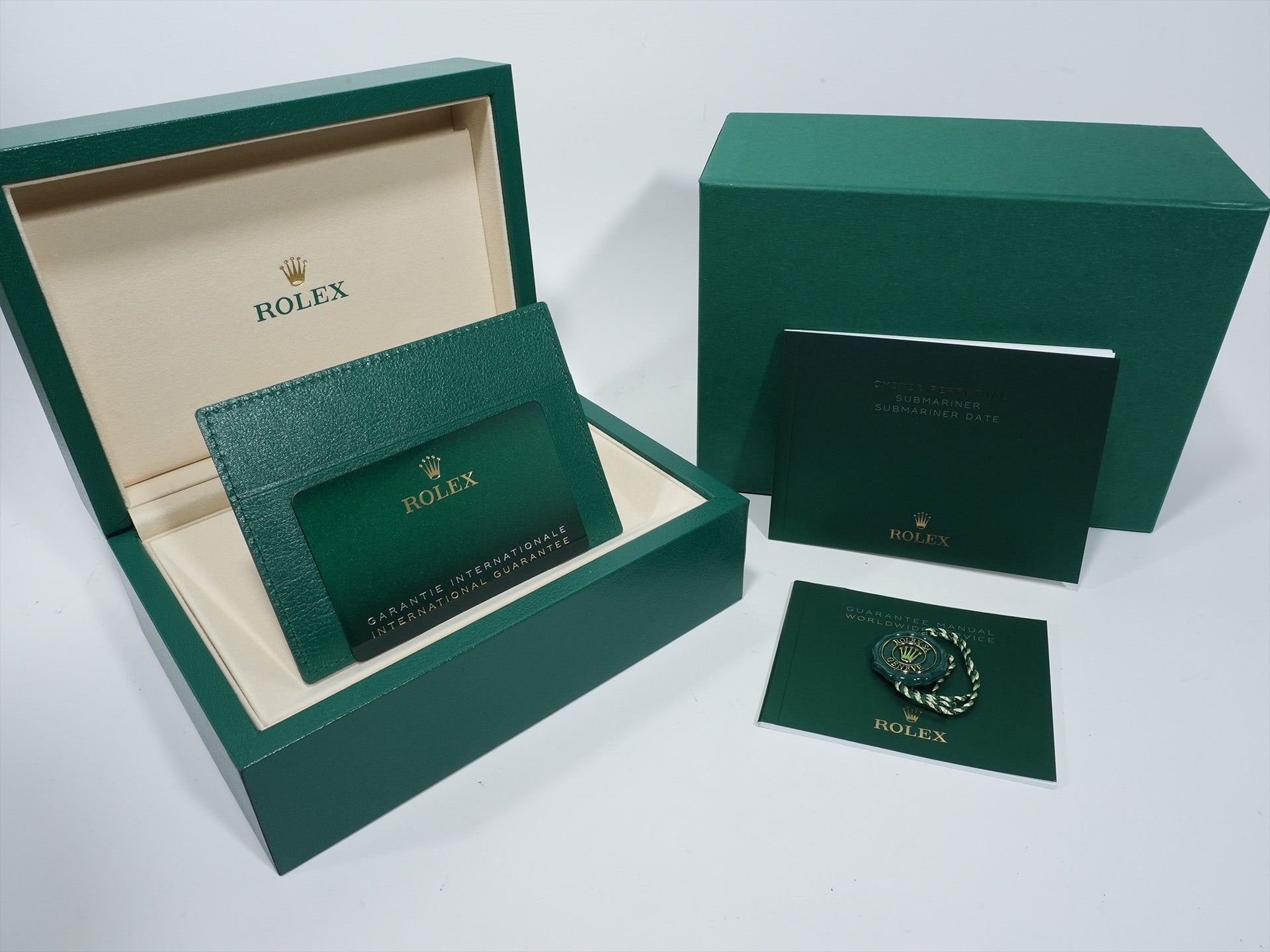 ロレックス サブマリーナー デイト Ref.126610LV ステンレススチール ブラック文字盤 未使用 tym8navm