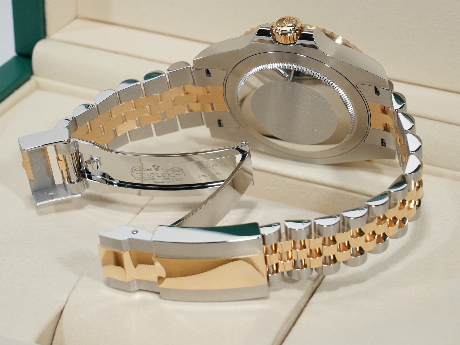 ロレックス GMTマスターII Ref.126713GRNR ステンレススチール/イエローゴールド ブラック文字盤 ジュビリーブレスレット 未使用 7mmd7vzn