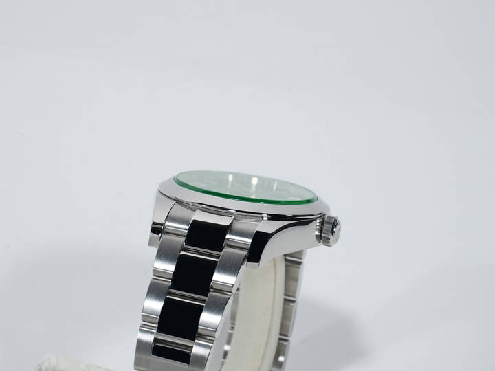 ロレックス ミルガウス Ref.116400GV ステンレススチール Zブルー文字盤 美中古 7ybr4dtu