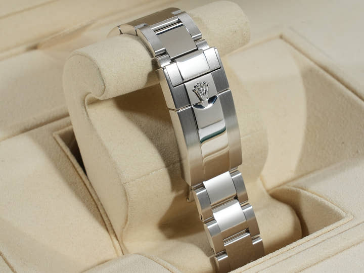 ロレックス デイトナ Ref.126506 プラチナ アイスブルー文字盤 未使用 snyyxafr