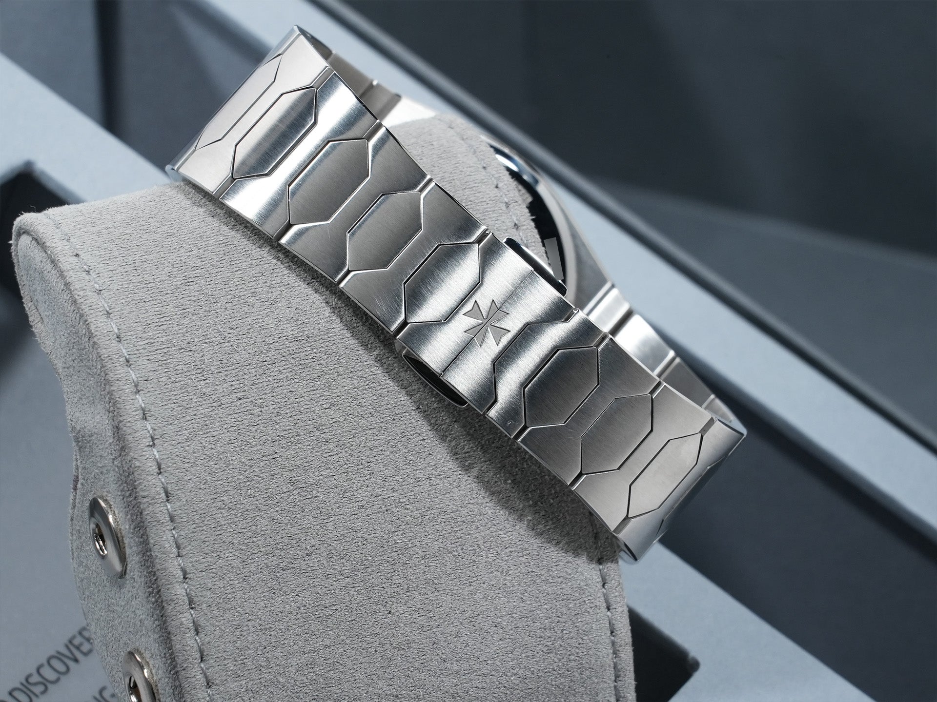 ヴァシュロンコンスタンタン ヒストリーク 222 Ref.4200H/222A-B934 ステンレススチール ブルー文字盤 未使用 9wrih63r