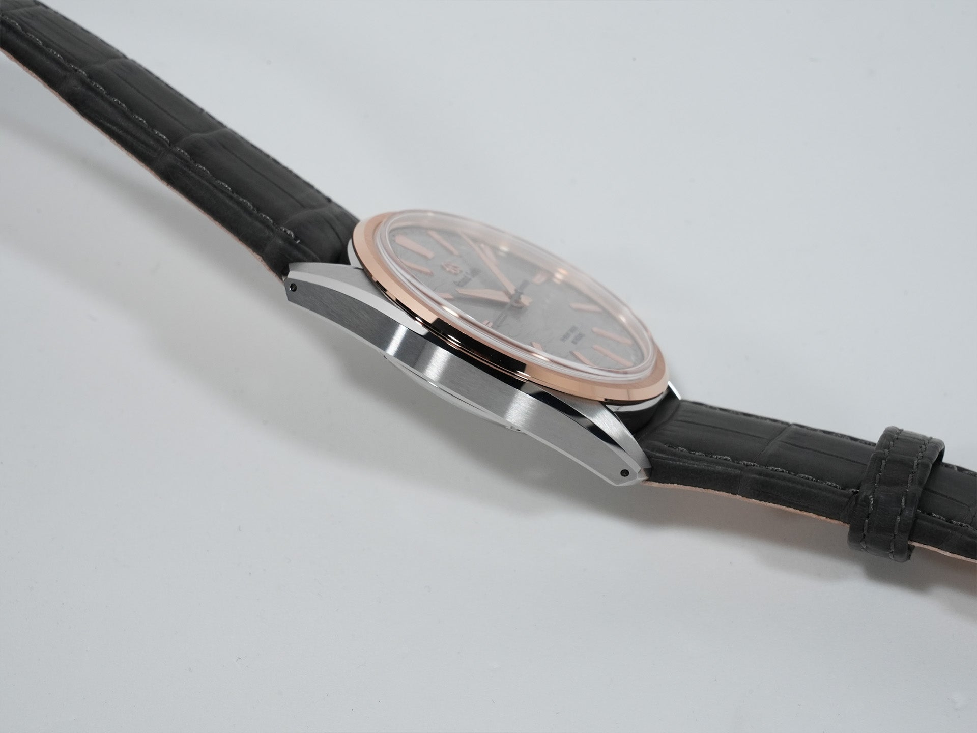 グランドセイコー エボリューション9 Ref.SLGW008 ステンレススチールx18Kローズゴールド シルバー文字盤 未使用 uhbaqand