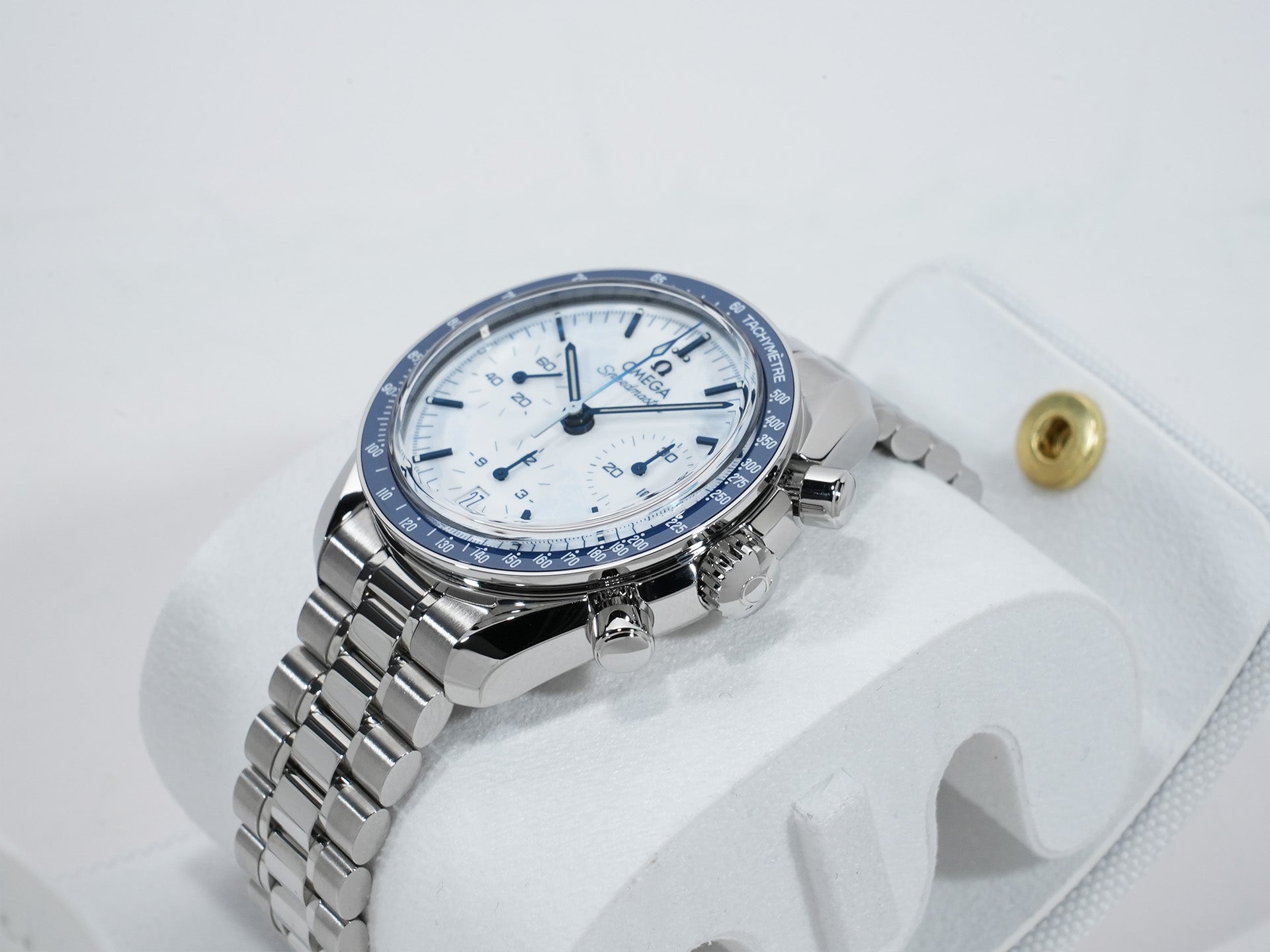 オメガ スピードマスター 38 ミラノ コルティナ2026 Ref.522.30.38.50.04.001 ステンレススチール ホワイトラッカー文字盤 未使用 erzkejak