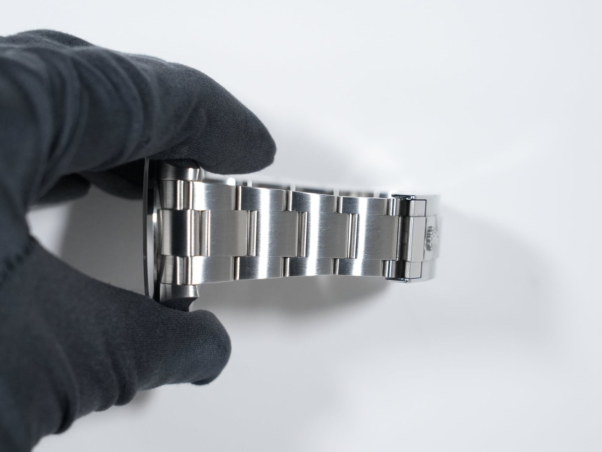 ロレックス エクスプローラーI Ref.214270 ステンレススチール ブラック文字盤 オイスターブレスレット 中古 h3o2vbiz