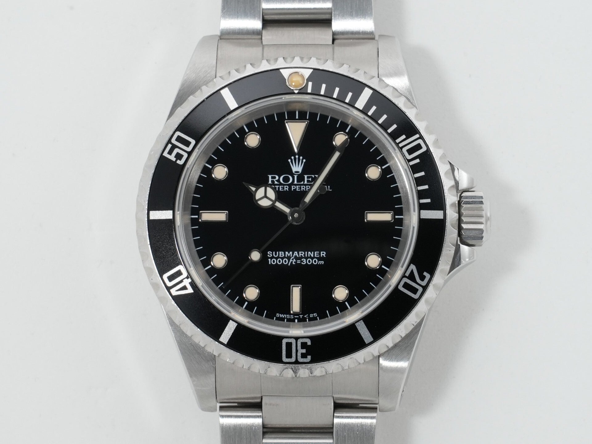 Rolex Submariner No Date Ref. 14060 Stainless Steel Black Dial Pre-owned 2y37bjr2