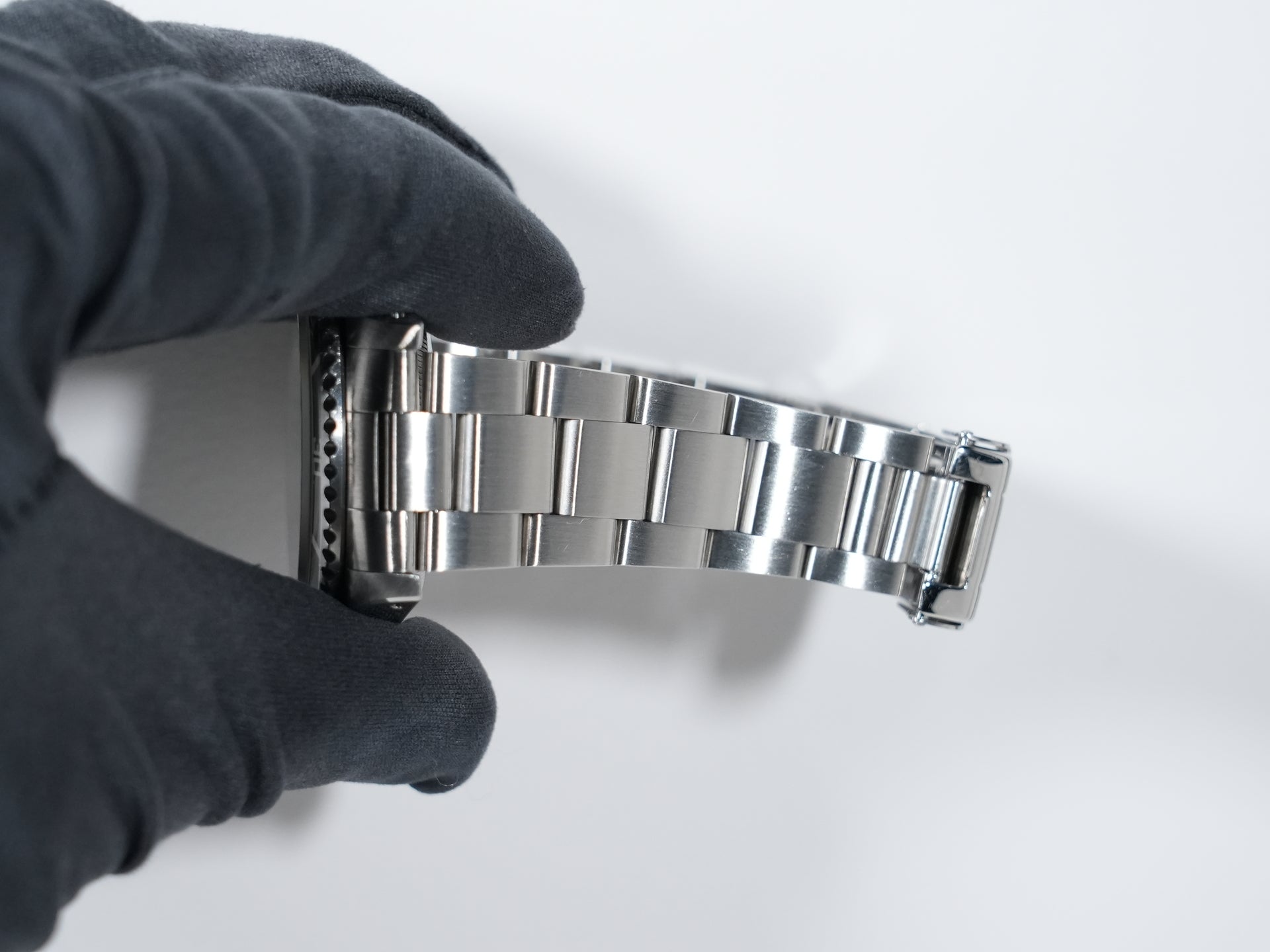 Rolex Submariner No Date Ref. 14060 Stainless Steel Black Dial Pre-owned 2y37bjr2