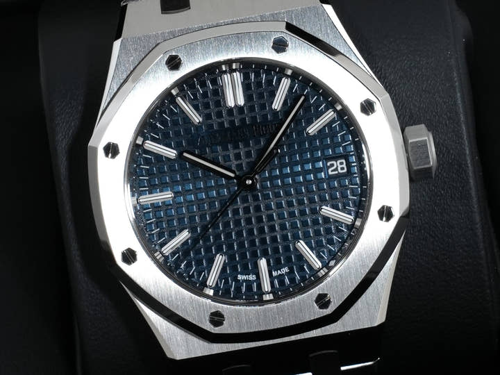 オーデマピゲ ロイヤルオーク Ref.15550ST.OO.1356ST.06 ステンレススチール ナイトブルー文字盤 美品 rvycczv9