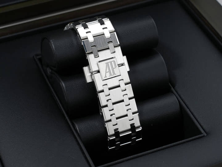 オーデマピゲ ロイヤルオーク Ref.15550ST.OO.1356ST.06 ステンレススチール ナイトブルー文字盤 美品 rvycczv9