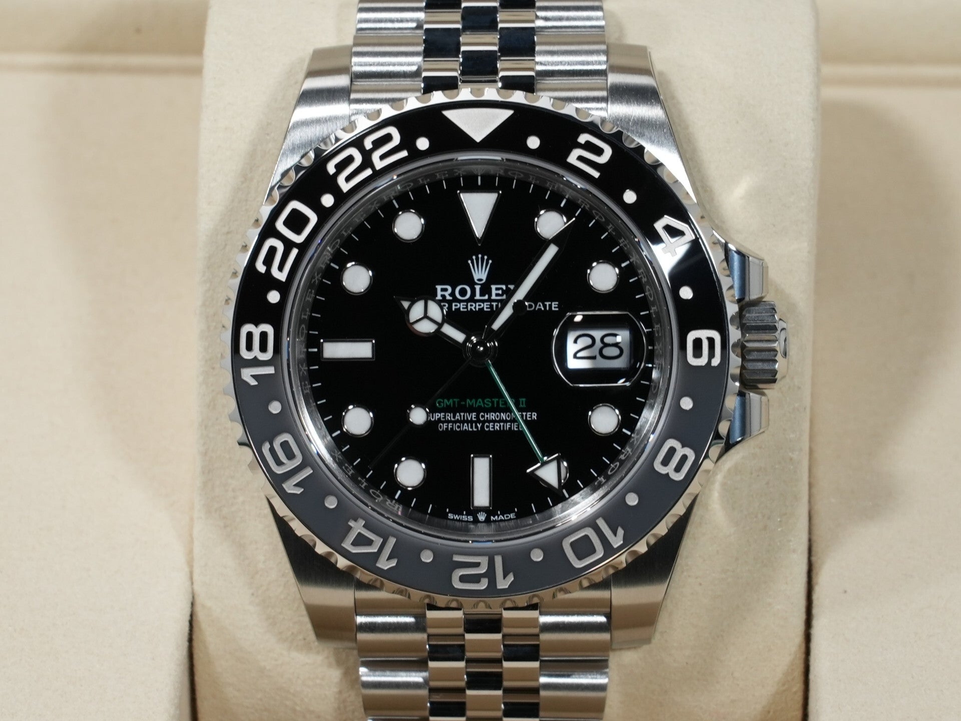 ロレックス GMTマスターII Ref.126710GRNR ステンレススチール ブラック文字盤 ジュビリーブレスレット 未使用 ffhnbu96