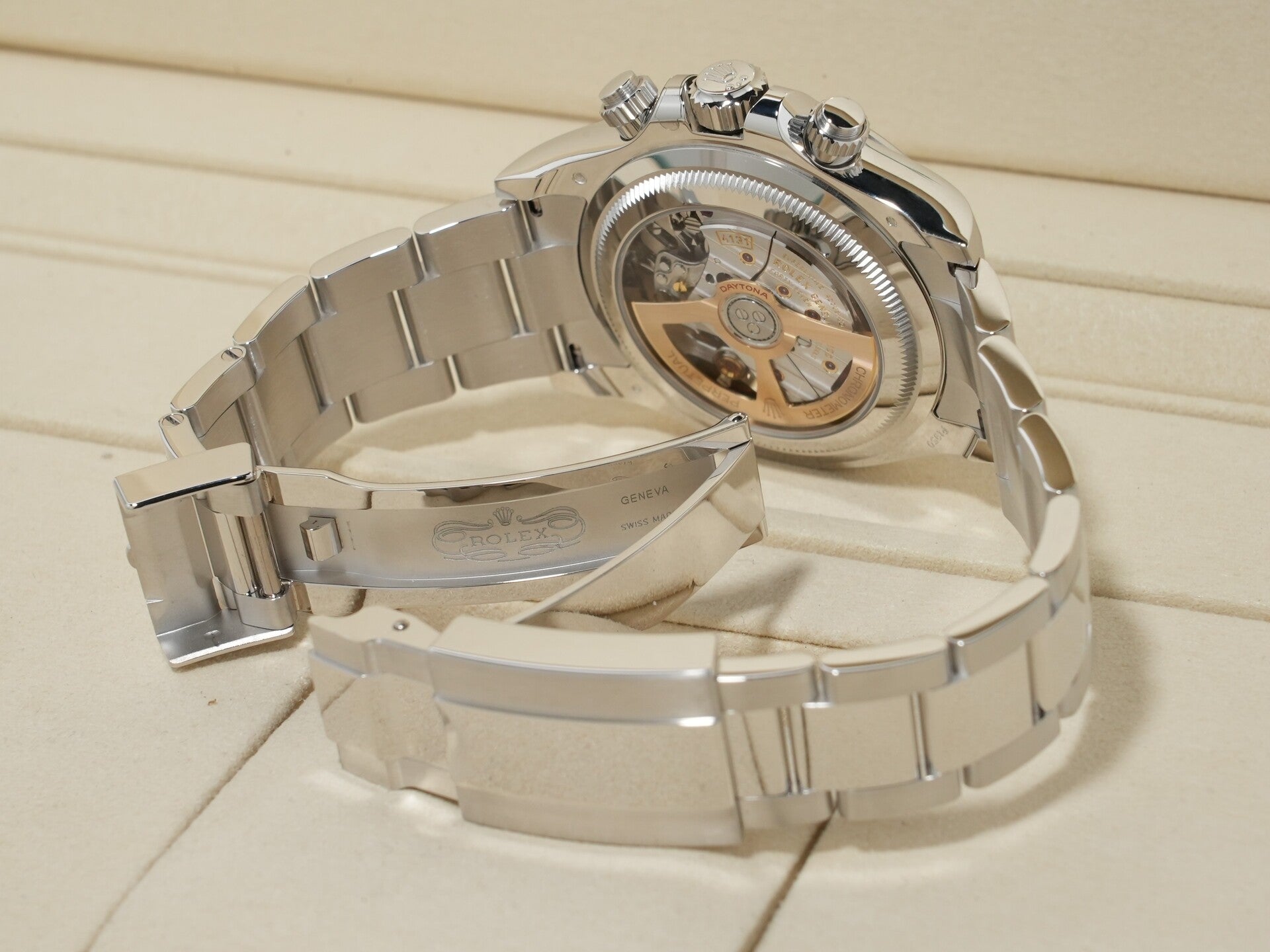 ロレックス デイトナ Ref.126506A プラチナ アイスブルーx11Pダイヤ文字盤 未使用 8cyzckch