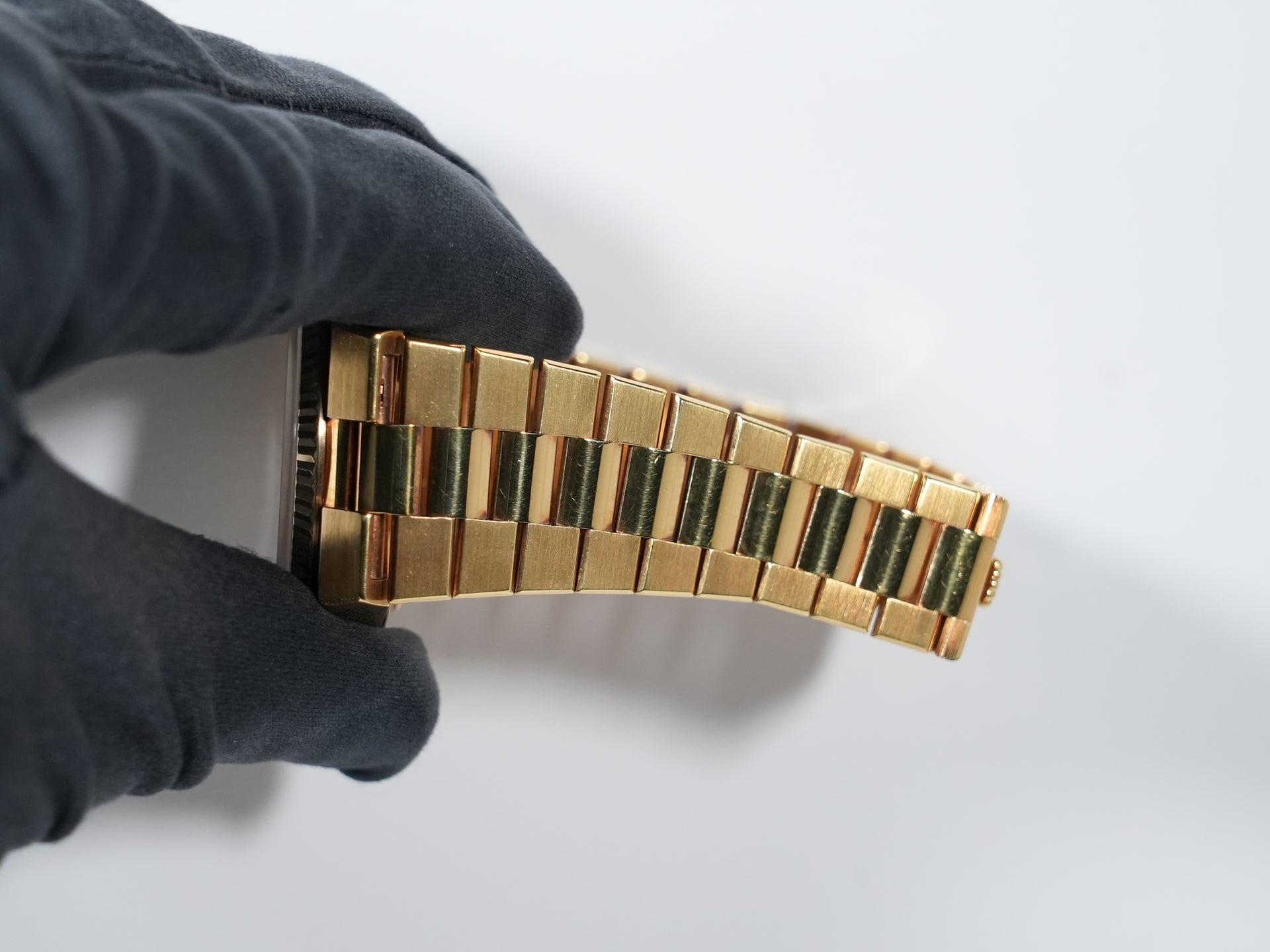 ロレックス デイデイト36 Ref.19018 イエローゴールド アイボリーコンピューターアラビア文字盤 中古 ttvajboq