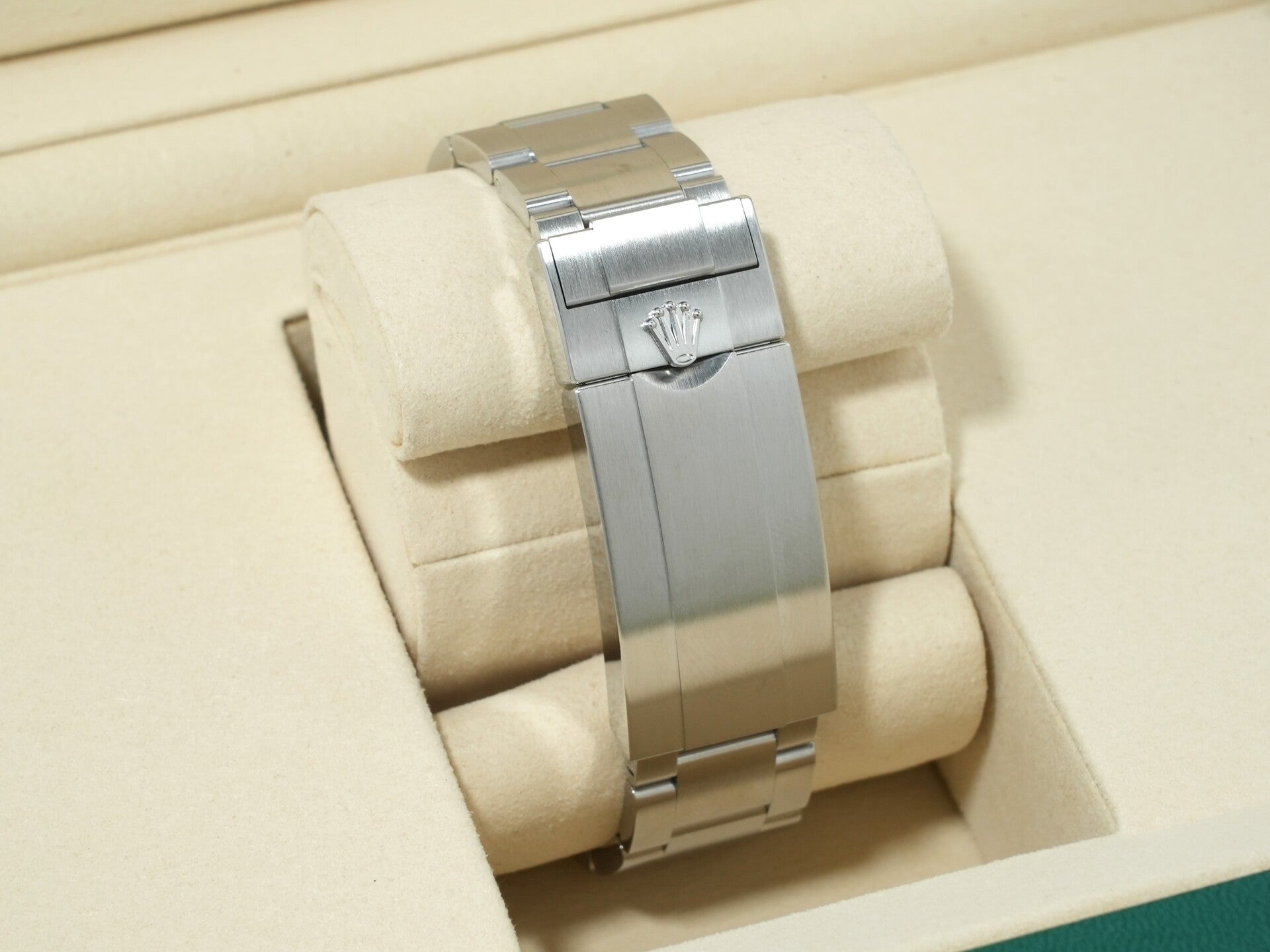 Rolex Submariner Date Ref. 126610LV Stainless Steel Black Dial Unused tr3om4ez