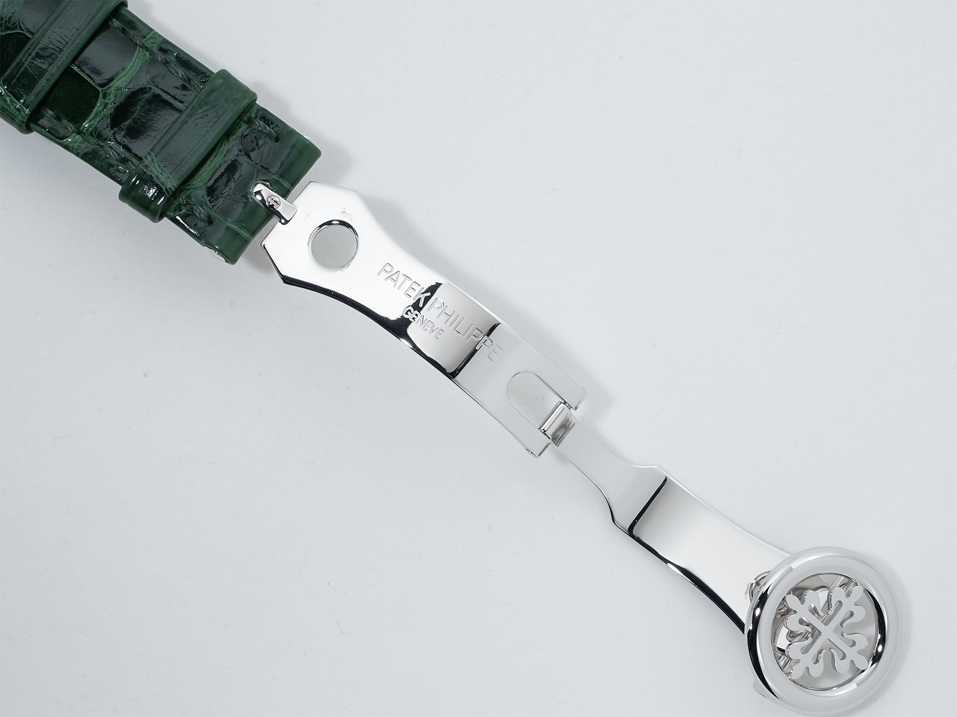 パテックフィリップ コンプリケーション ワールドタイム クロノグラフ Ref.5930P-001 プラチナ グリーン文字盤 美中古 rzmht9nf