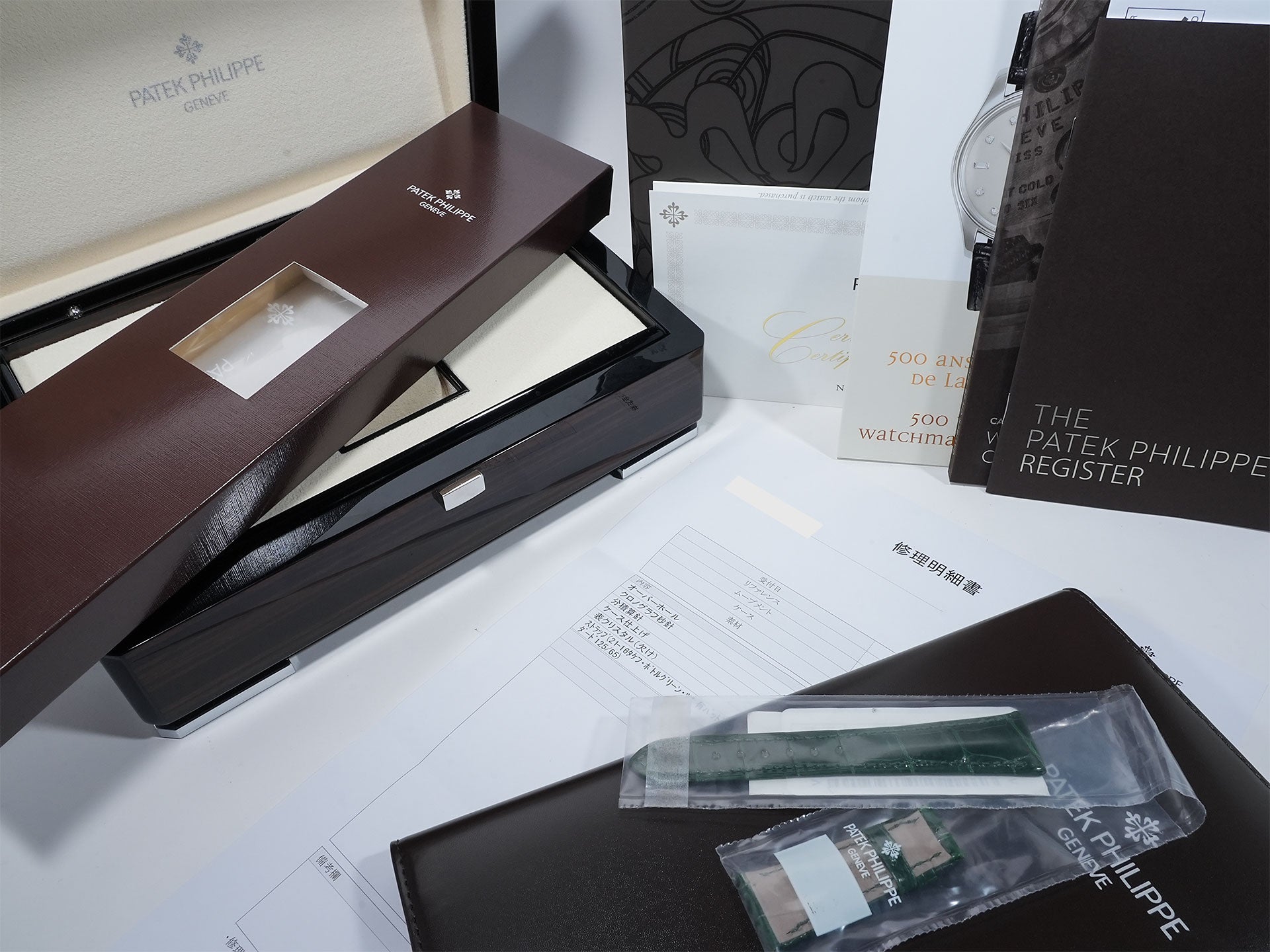 パテックフィリップ コンプリケーション ワールドタイム クロノグラフ Ref.5930P-001 プラチナ グリーン文字盤 美中古 rzmht9nf