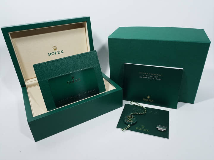 ロレックス サブマリーナー デイト Ref.126610LN ステンレススチール ブラック文字盤 美品 bd5p8gap