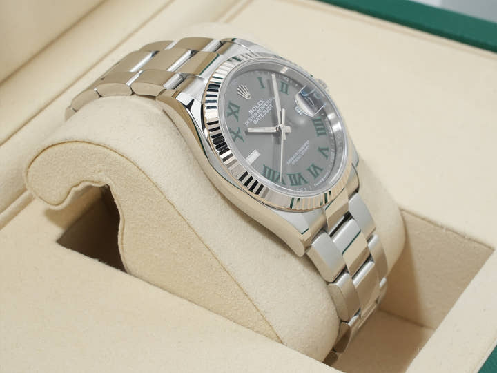 ロレックス デイトジャスト36 Ref.126234 ステンレススチール/ホワイトゴールド スレートローマン文字盤 オイスターブレスレット 美品 e63b7bgw