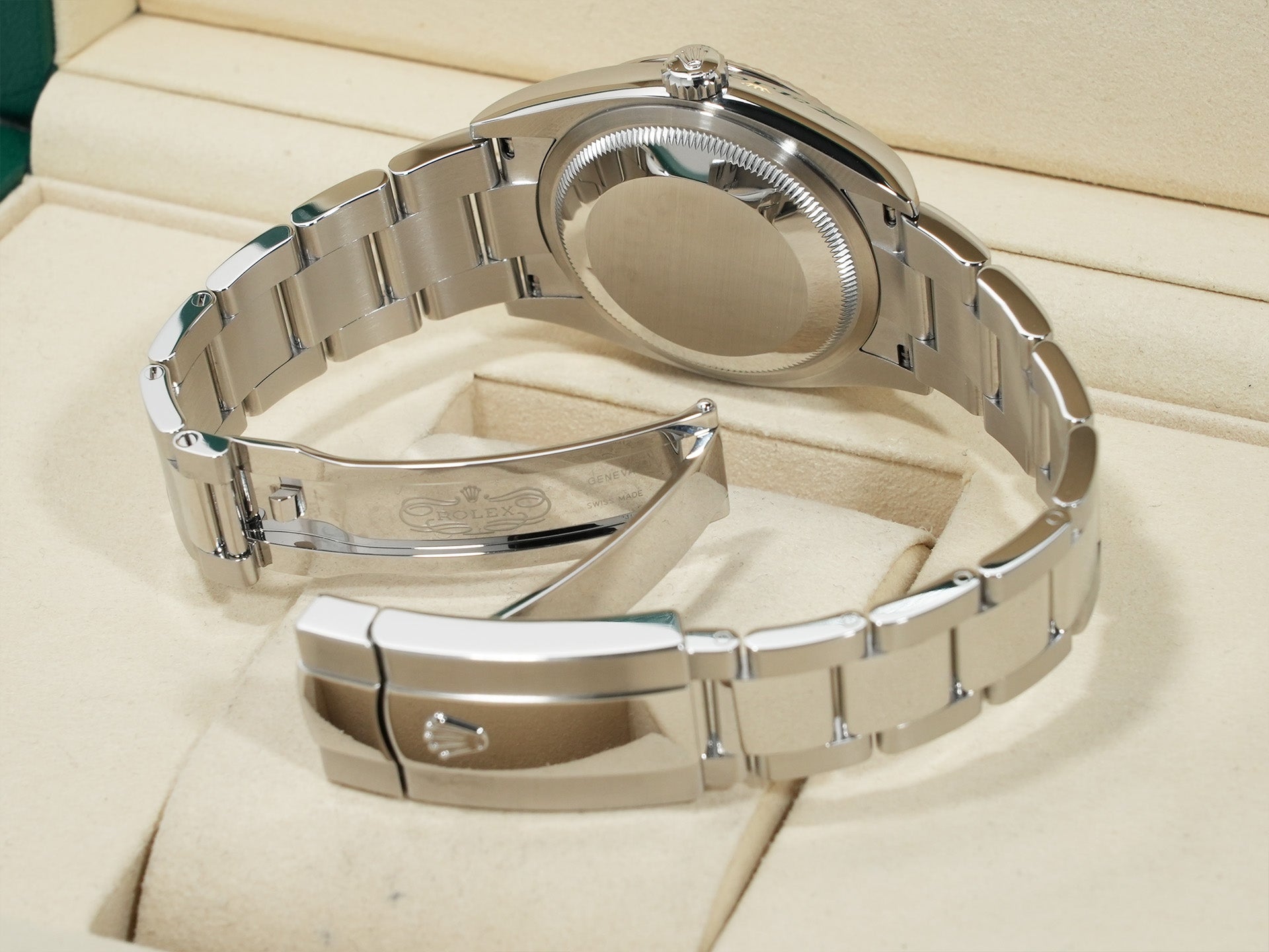 ロレックス デイトジャスト36 Ref.126234 ステンレススチール/ホワイトゴールド スレートローマン文字盤 オイスターブレスレット 美品 e63b7bgw