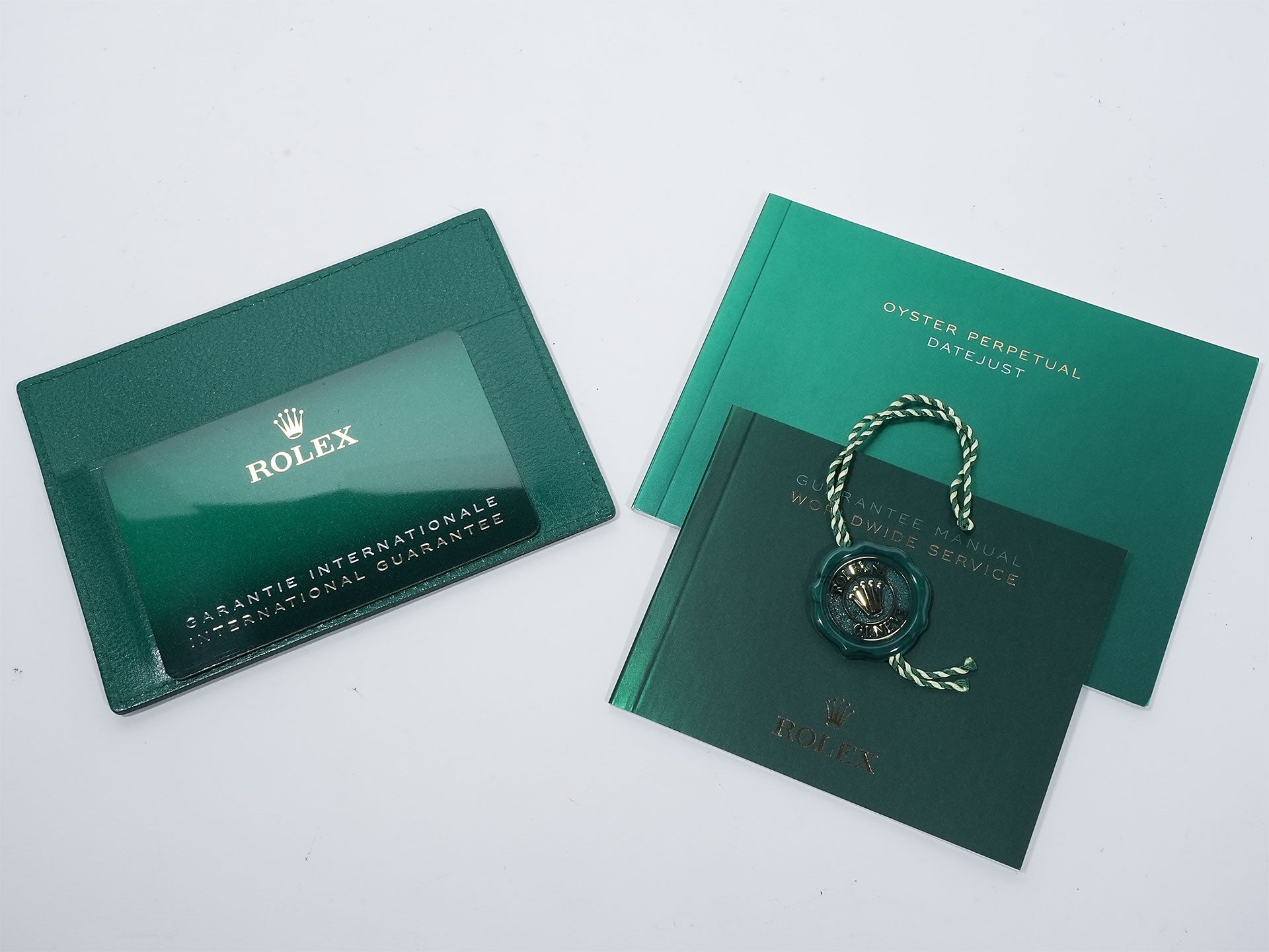 ロレックス デイトジャスト36 Ref.126234 ステンレススチール/ホワイトゴールド ブラック文字盤 ジュビリーブレスレット 美中古 p6yrec2n