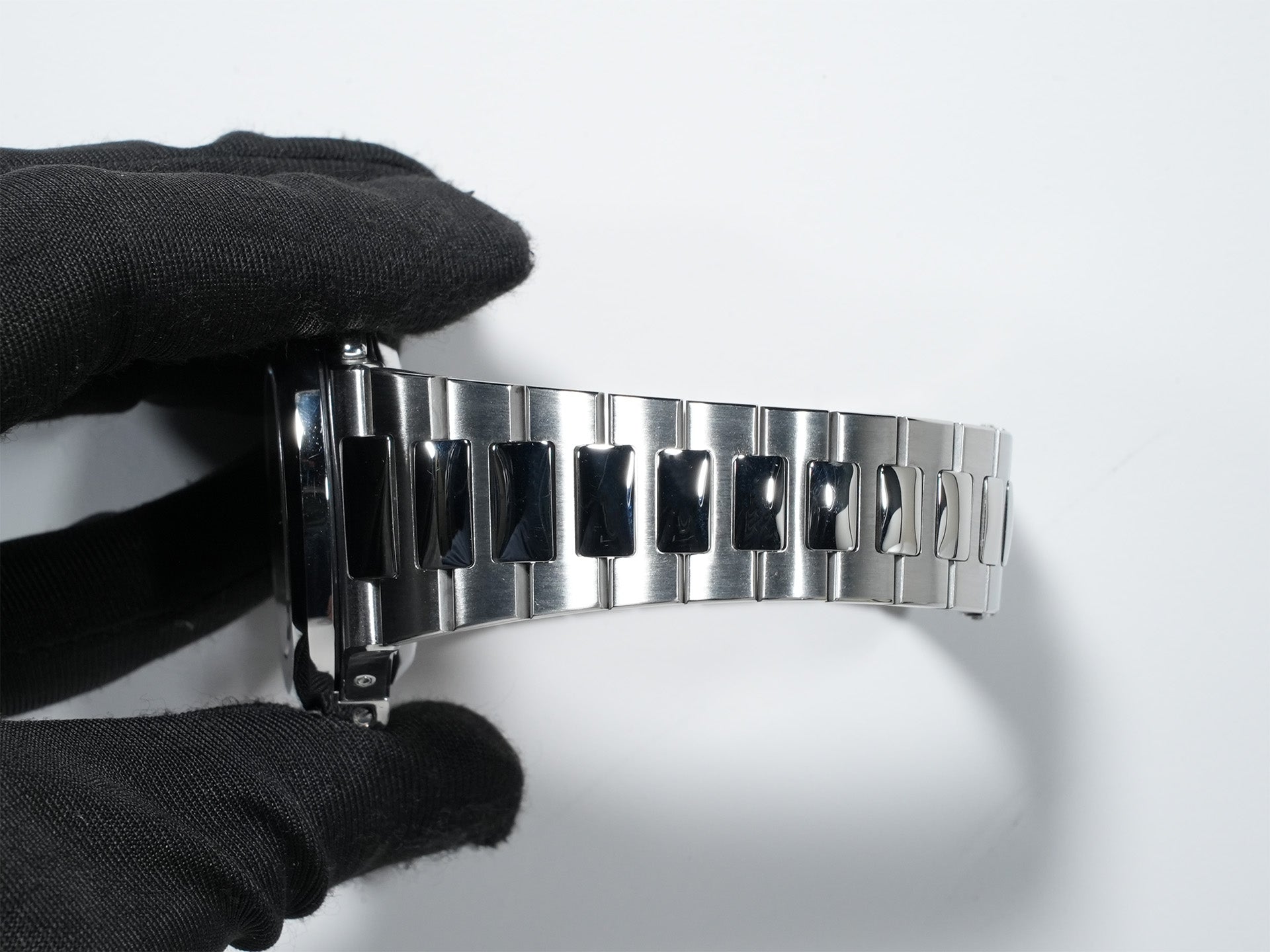 Patek Philippe Nautilus Chronograph TIFFANY &amp; CO. Ref. 5980/1A-014 Stainless Steel Black Dial Excellent Condition ow758e55