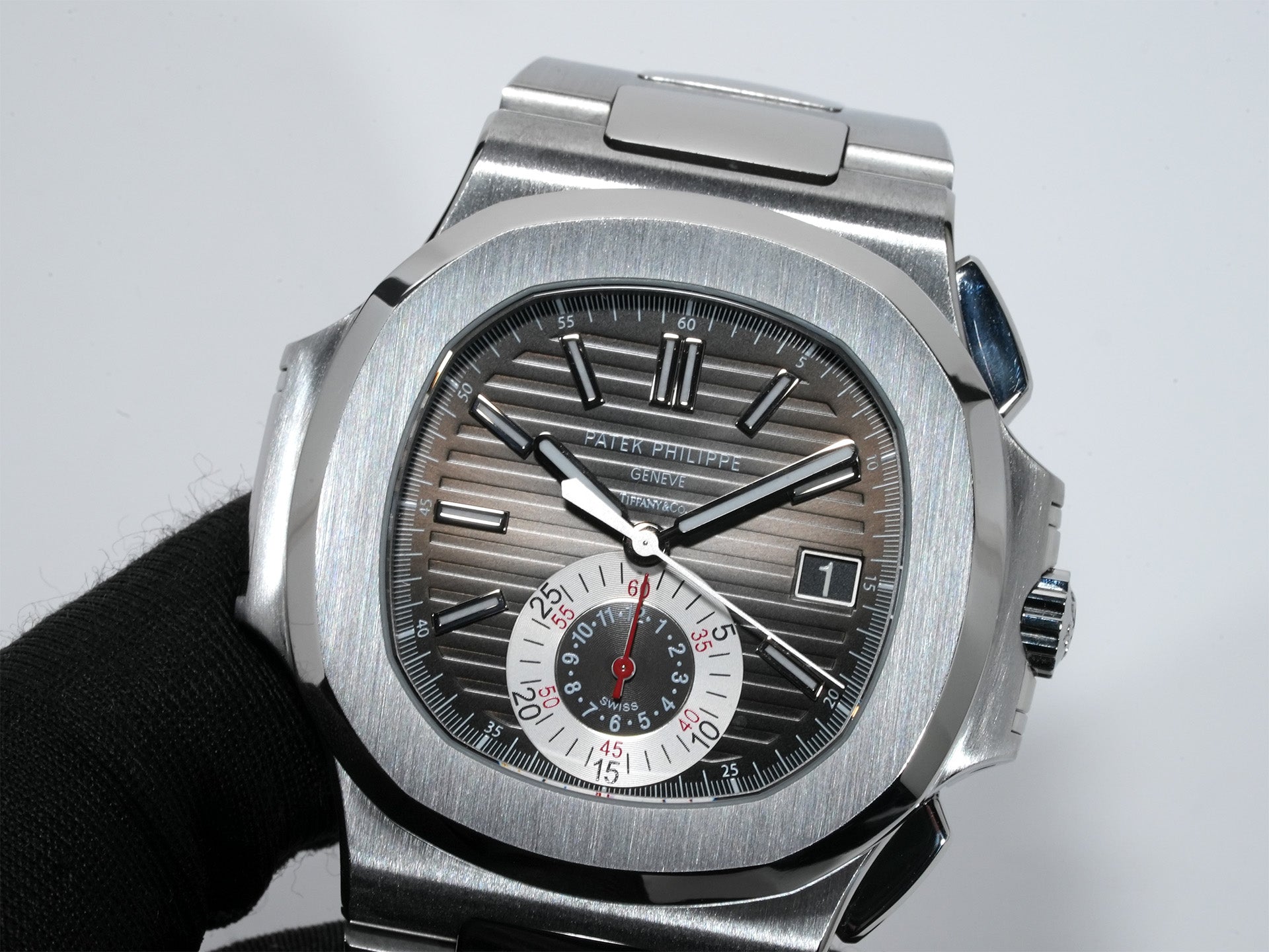 Patek Philippe Nautilus Chronograph TIFFANY &amp; CO. Ref. 5980/1A-014 Stainless Steel Black Dial Excellent Condition ow758e55
