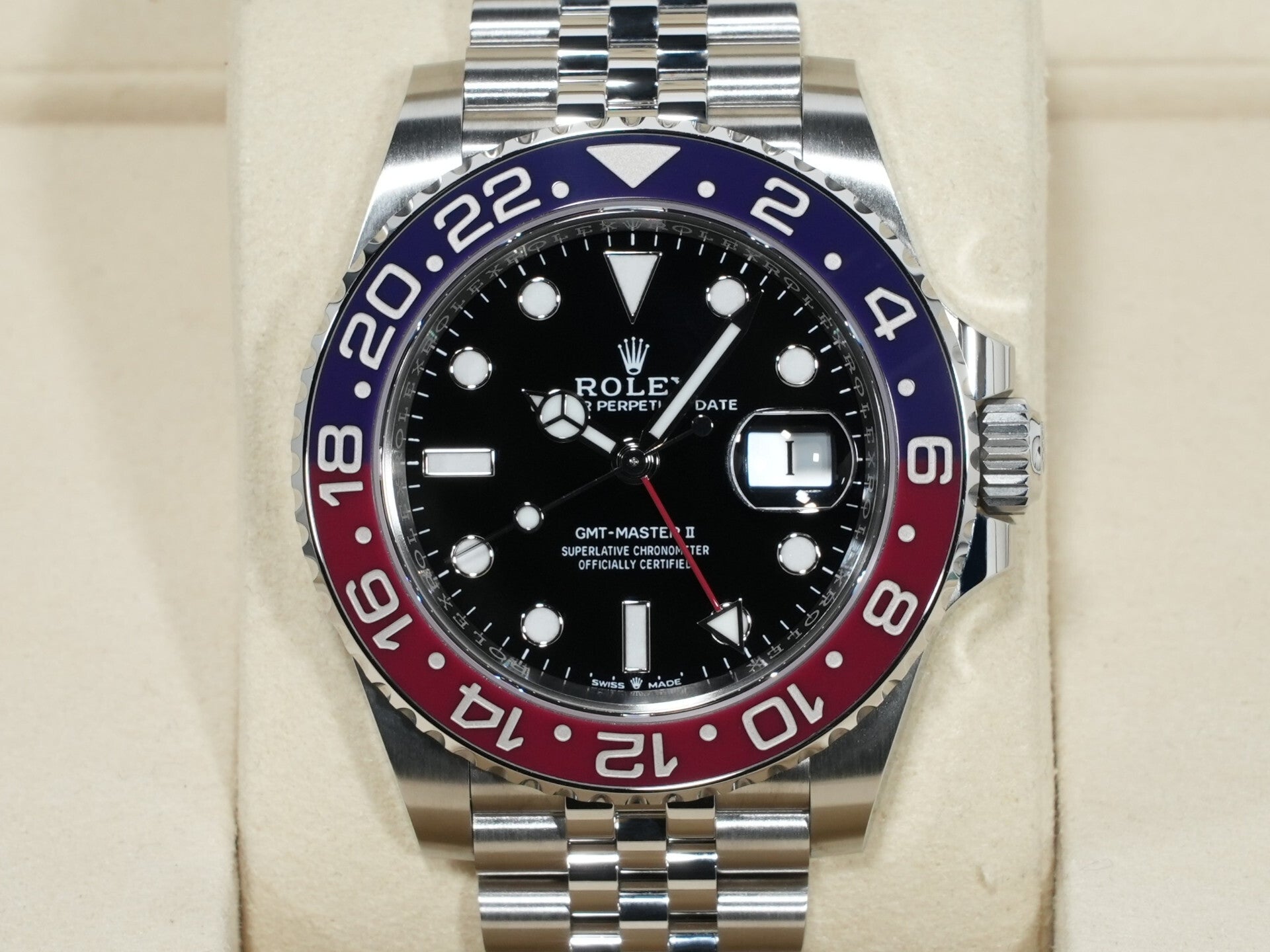 Rolex GMT-Master II Ref. 126710BLRO Stainless Steel with Black Dial and Jubilee Bracelet, Unused (q5ymyjsb)